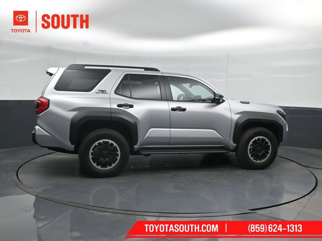 Used 2025 Toyota 4Runner TRD Off-Road Premium AWD/4WD image 3