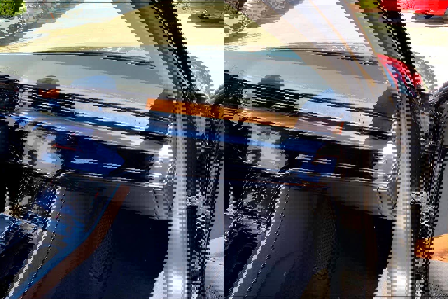 Used 2022 Audi A8 L 3.0T image 17