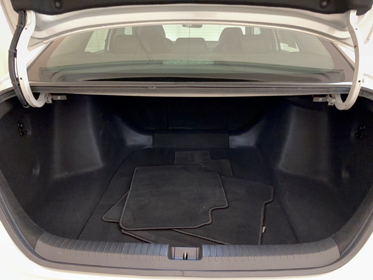 Used 2024 Honda Accord EX-L image 28
