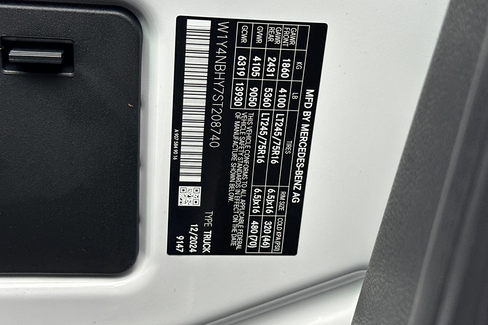 New 2025 Mercedes-Benz Sprinter 2500 image 27