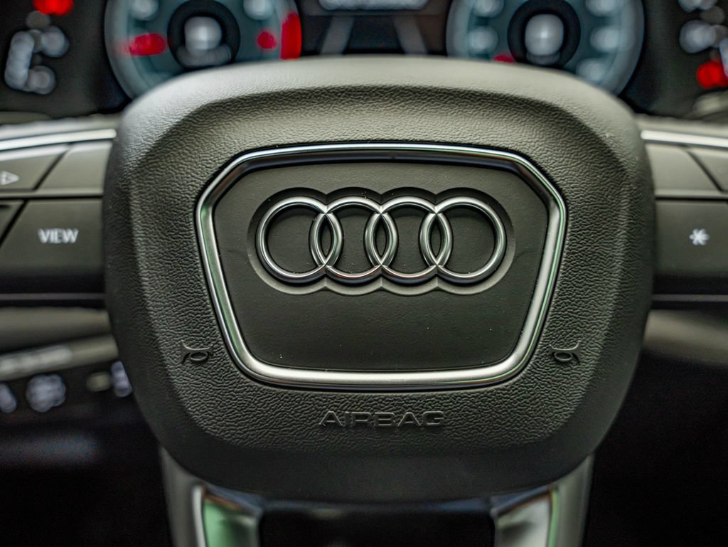 Used 2023 Audi Q8 Premium Plus w/ Premium Plus Package AWD/4WD image 22