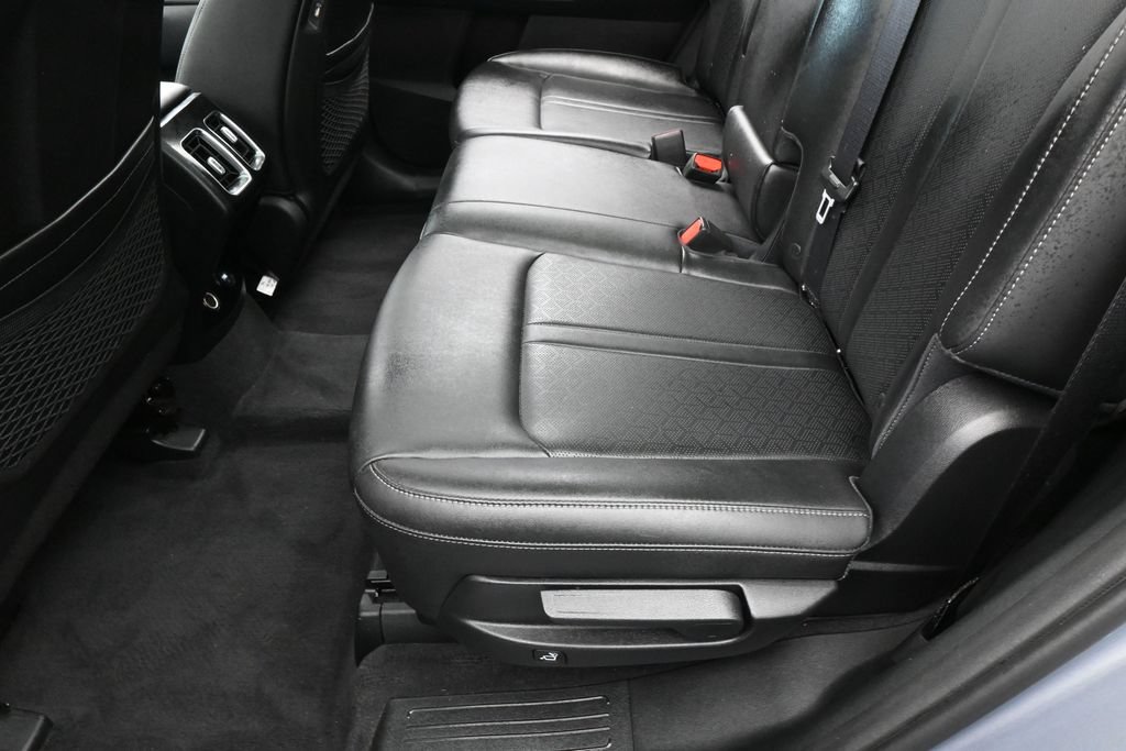 Used 2023 Kia Sorento S w/ Panoramic Sunroof Package FWD image 35