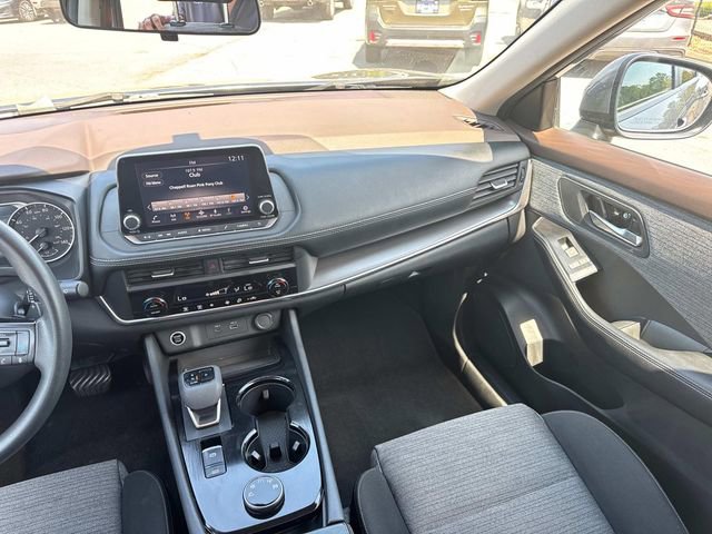 Certified 2023 Nissan Rogue SV AWD/4WD image 18