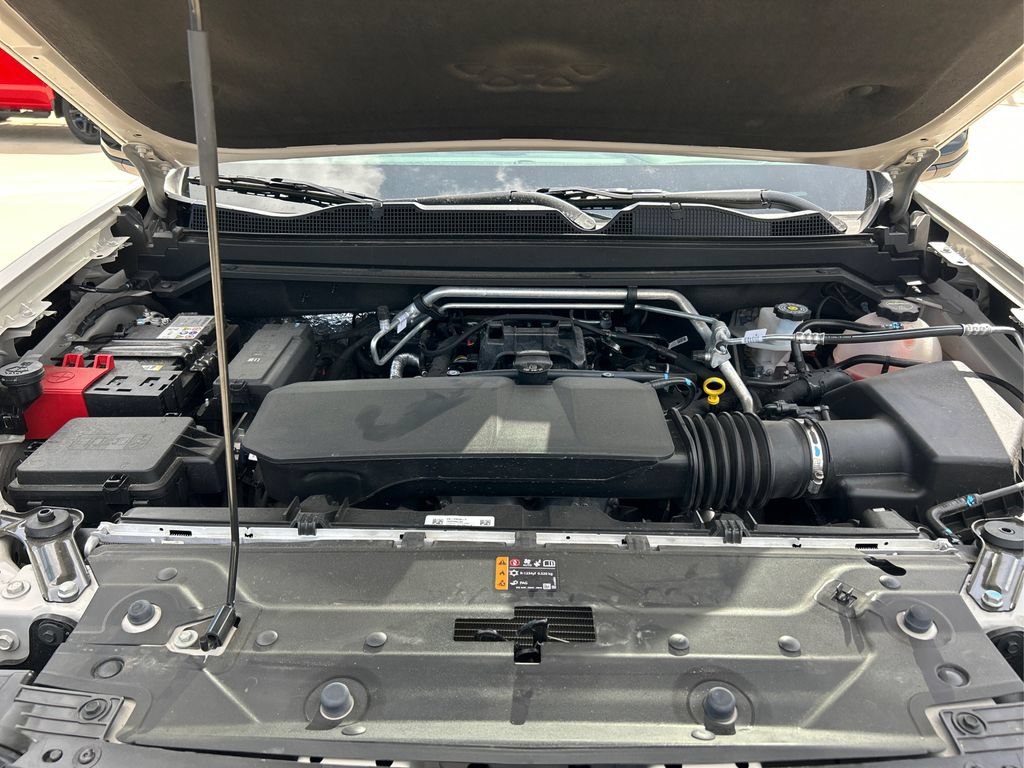 Used 2026 Chevrolet Colorado Trail Boss AWD/4WD image 11