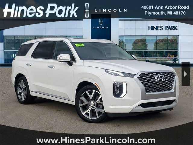 Used 2021 Hyundai Palisade Limited w/ Winter Package image 1