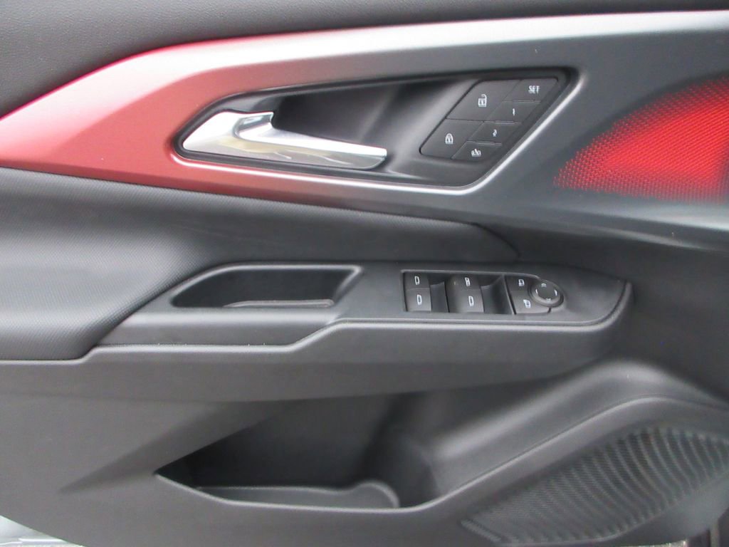 New 2026 Chevrolet Equinox EV RS image 22