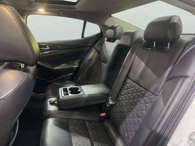 Used 2019 Nissan Maxima Platinum w/ Illumination Package FWD image 31