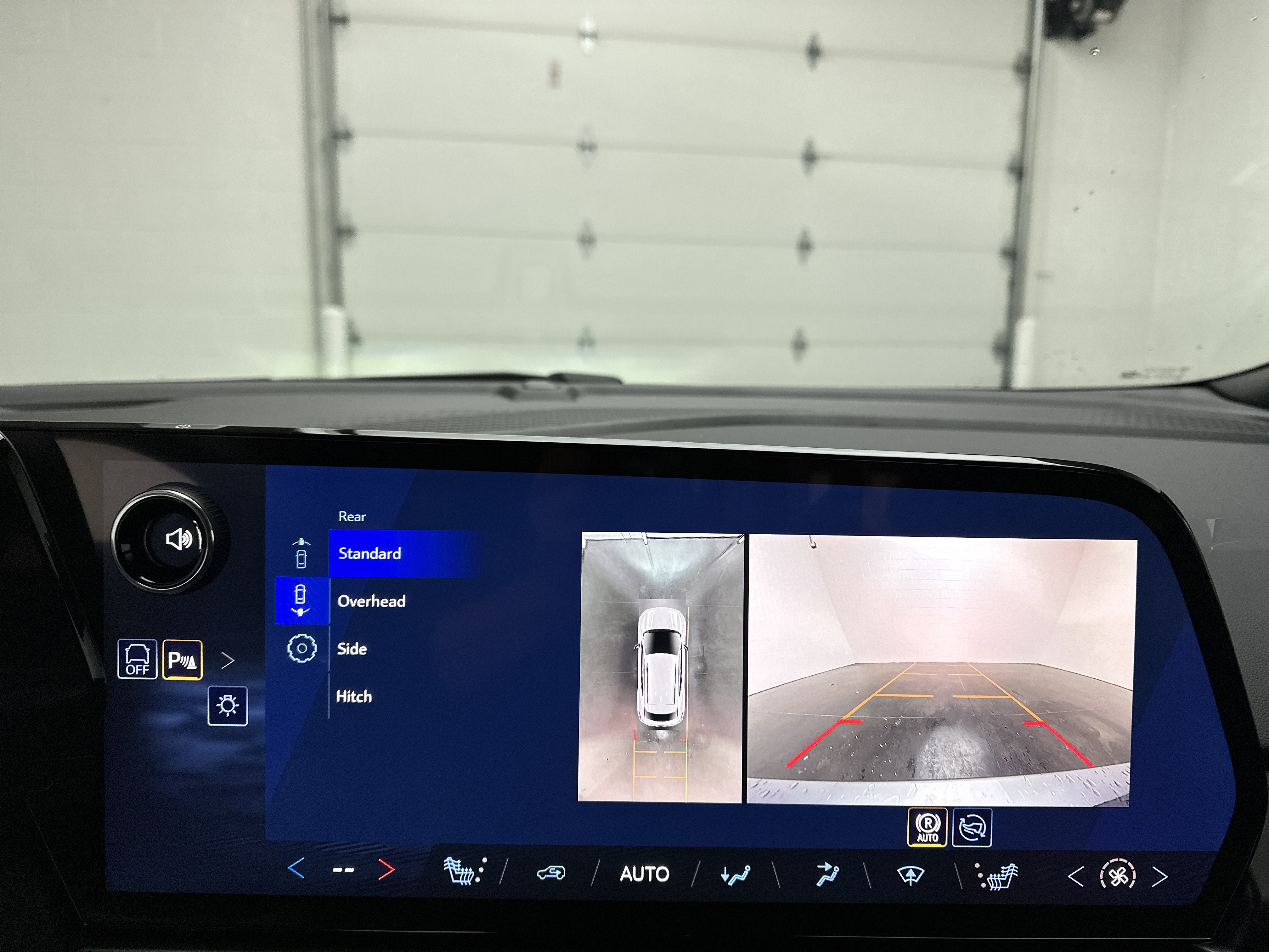 New 2026 Chevrolet Equinox EV RS image 32