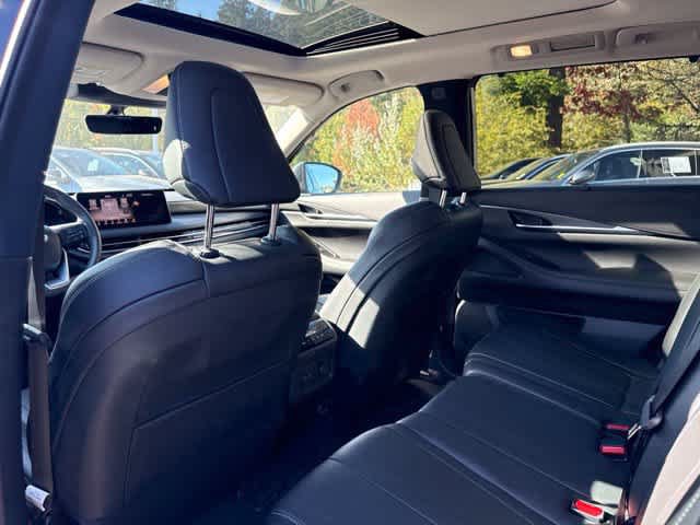 Used 2023 INFINITI QX60 Luxe w/ Cargo Package AWD/4WD image 10