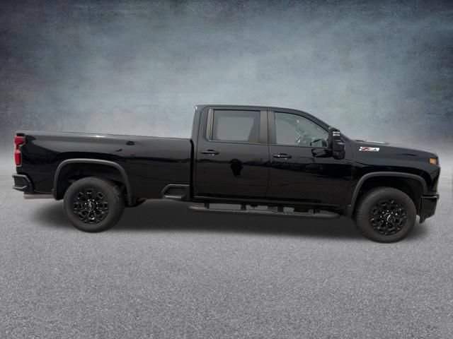 Used 2023 Chevrolet Silverado 2500 LTZ w/ LTZ Plus Package AWD/4WD image 6