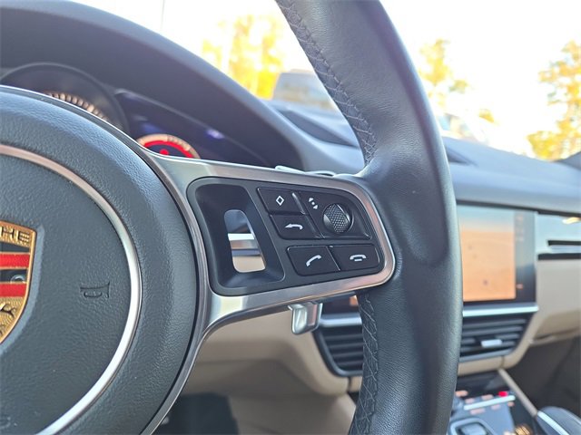 Used 2023 Porsche Cayenne image 19