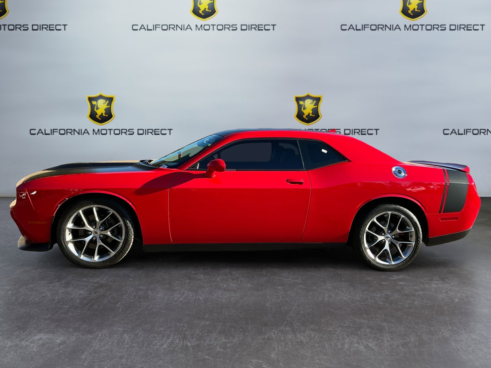 Used 2019 Dodge Challenger GT w/ Plus Package image 8