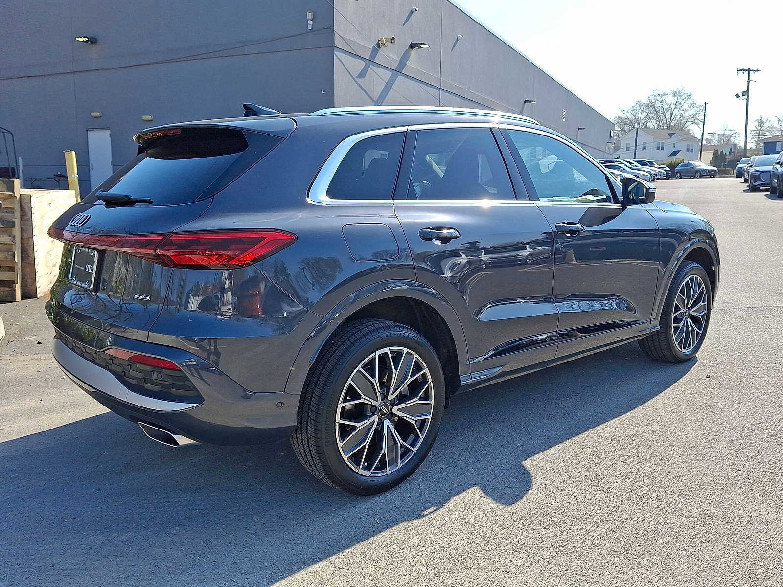 Certified 2025 Audi Q5 Premium Plus w/ Premium Plus image 25