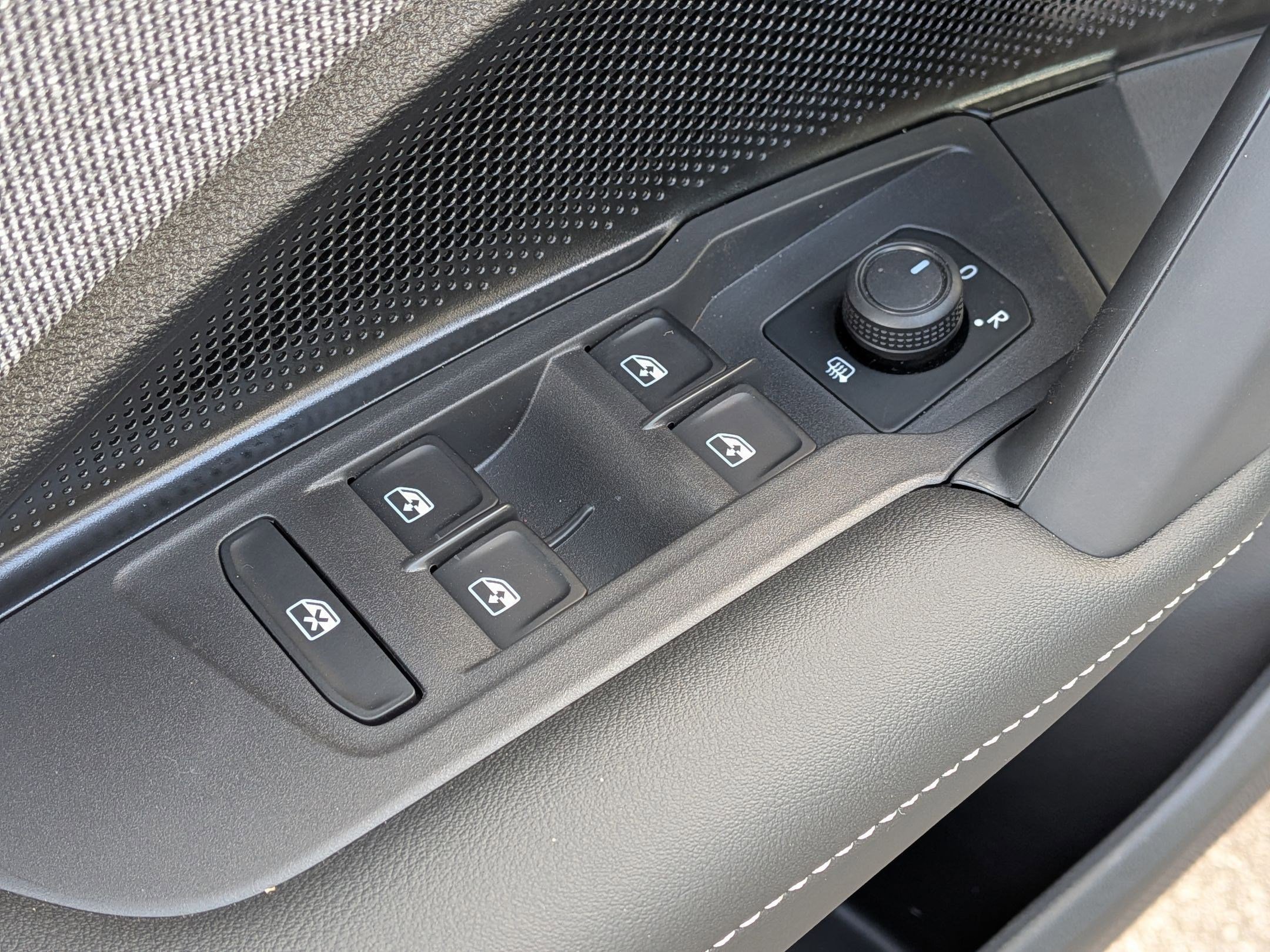 New 2026 Volkswagen Tiguan S AWD/4WD image 13