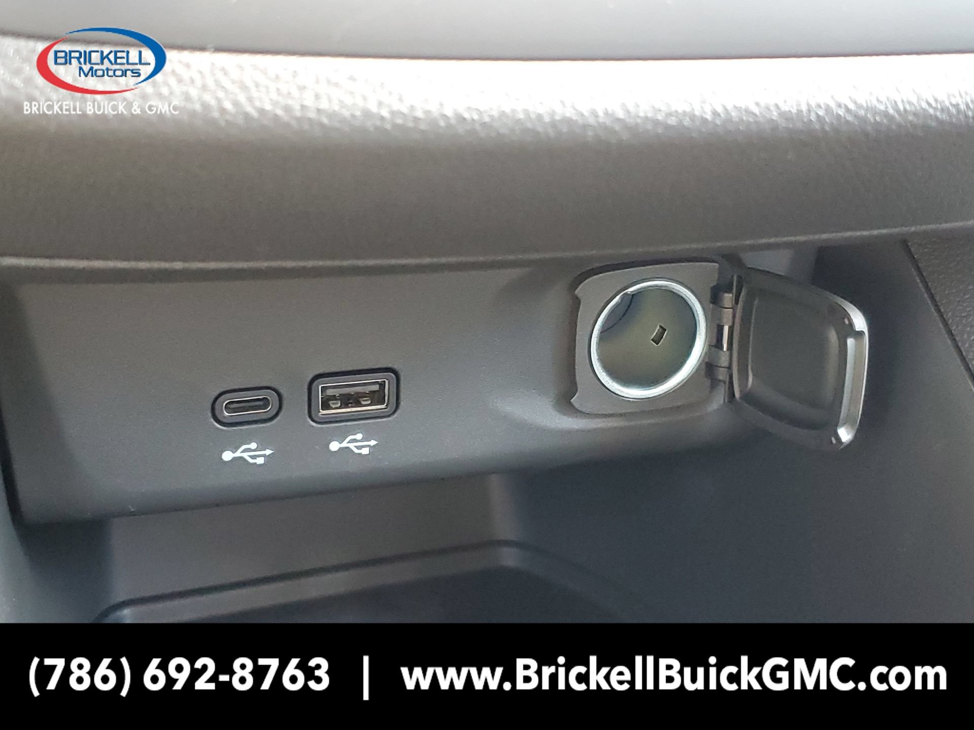 New 2026 Buick Envista Sport Touring FWD image 29