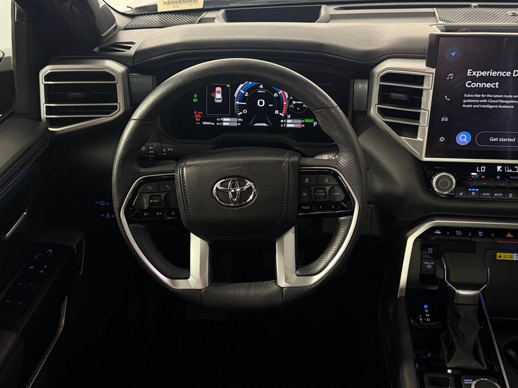 Used 2024 Toyota Sequoia Platinum AWD/4WD image 12