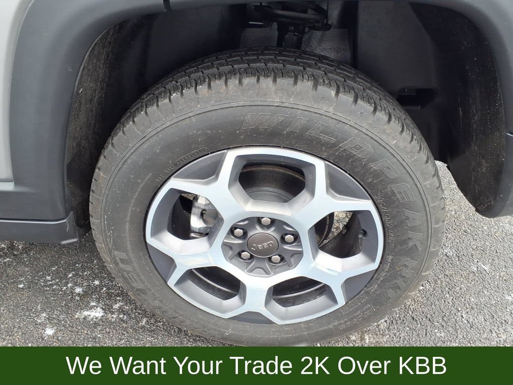 Used 2022 Jeep Compass Trailhawk w/ Sun and Sound Group AWD/4WD image 25