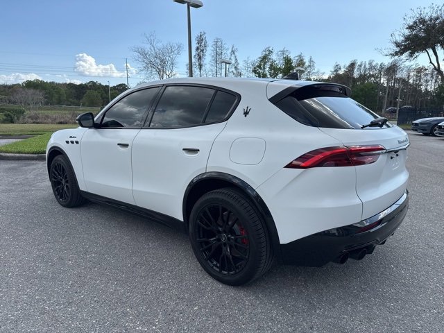 Used 2025 Maserati Grecale Modena image 4