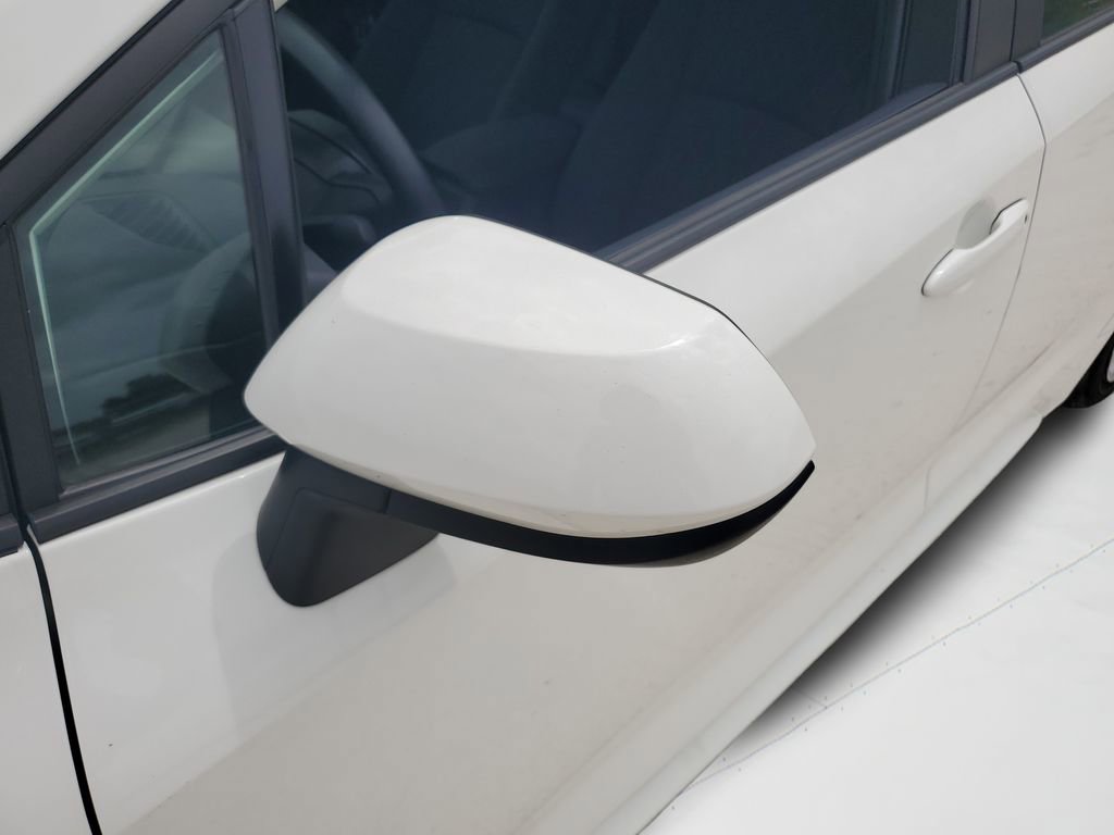 Used 2025 Toyota Corolla LE FWD image 24