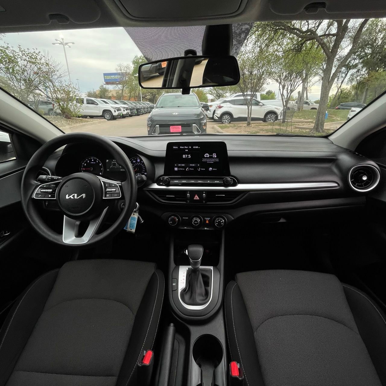 Used 2024 Kia Forte LXS image 10