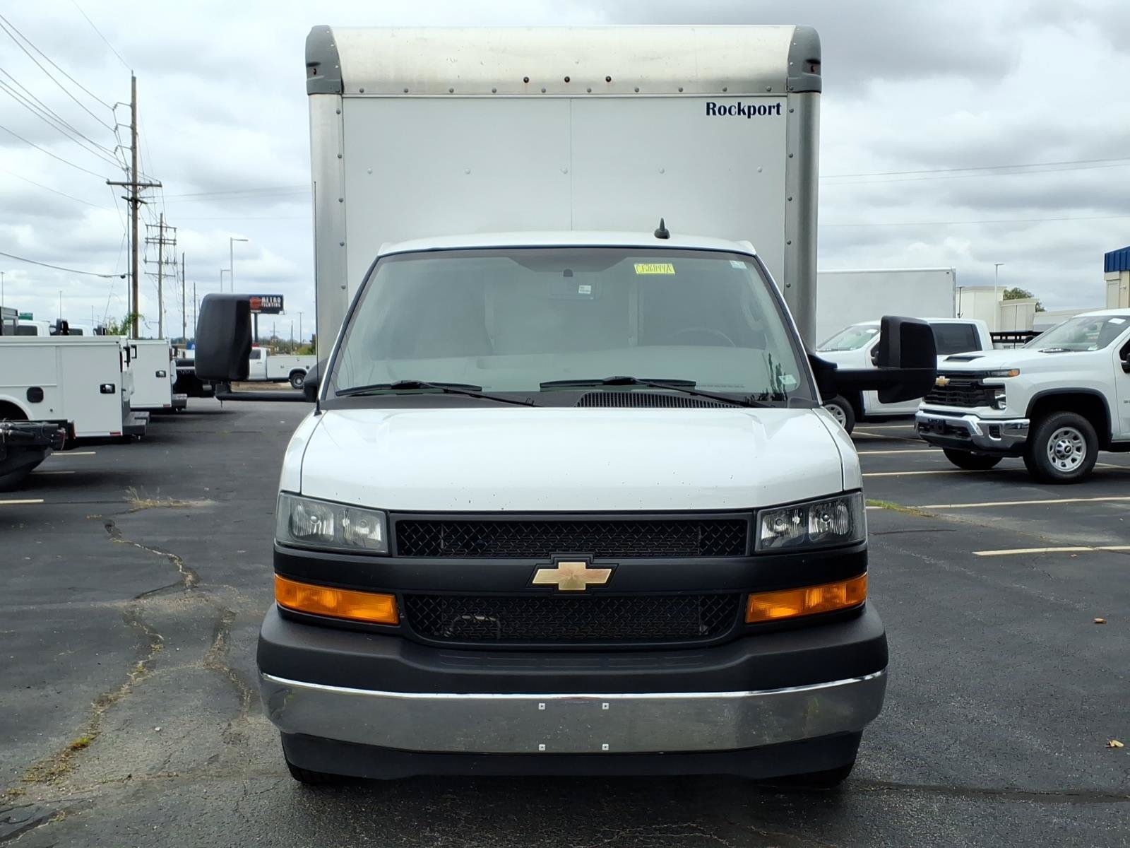 Used 2023 Chevrolet Express 3500 w/ Power Convenience Package RWD image 32