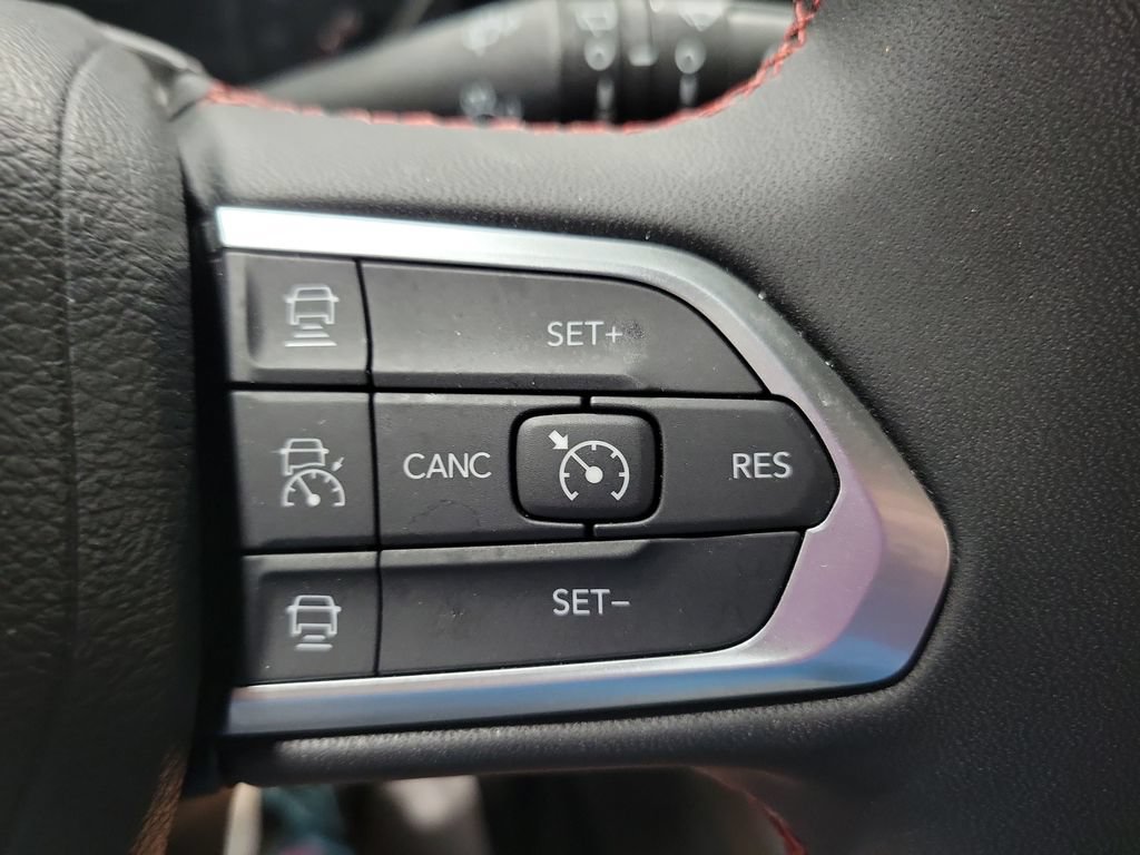 Used 2026 Jeep Compass Trailhawk AWD/4WD image 41