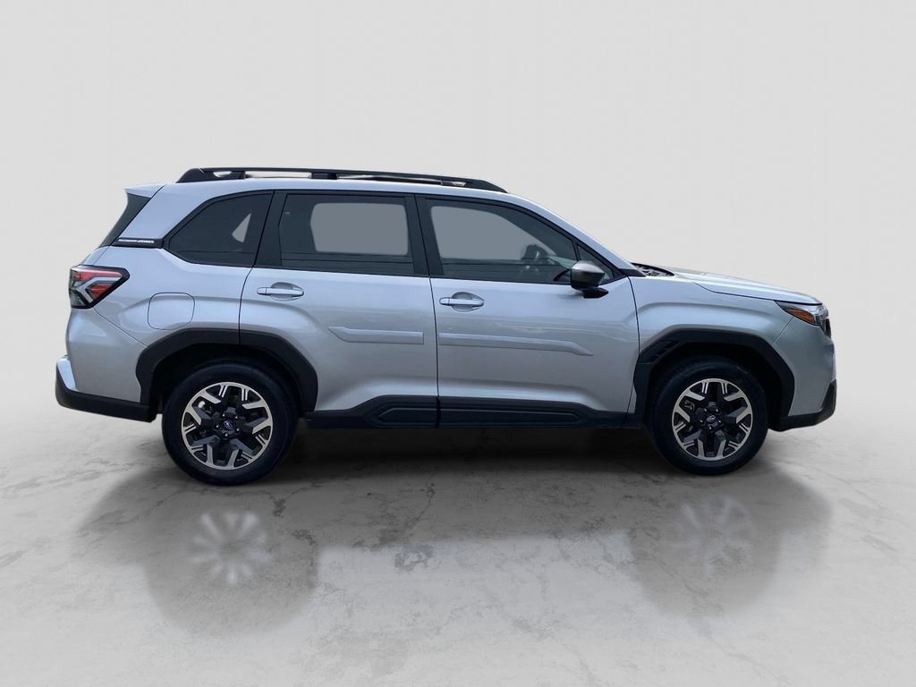 Certified 2025 Subaru Forester Premium AWD/4WD image 7