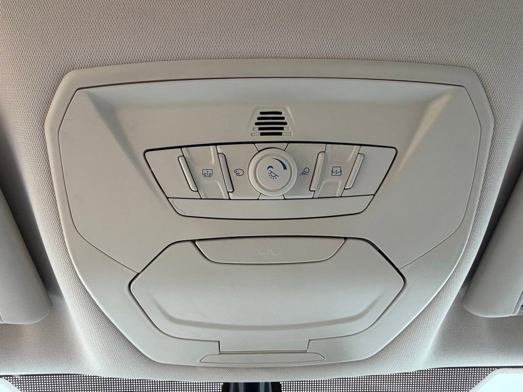 Used 2014 Ford Escape Titanium w/ Equipment Group 401A image 32