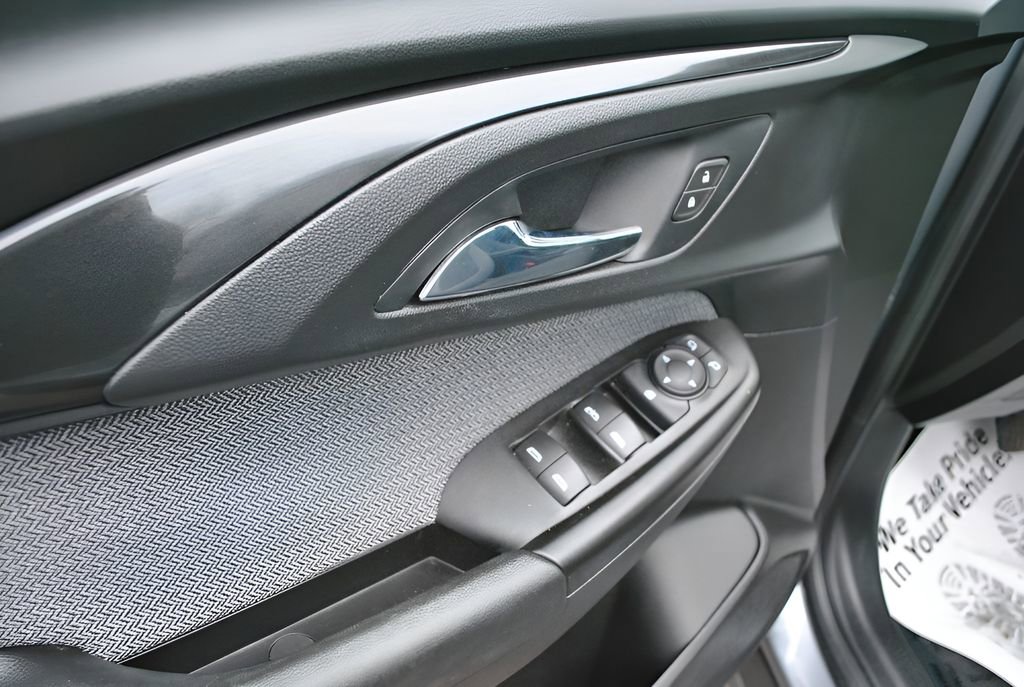 Used 2021 Chevrolet TrailBlazer LT w/ Convenience Package image 31