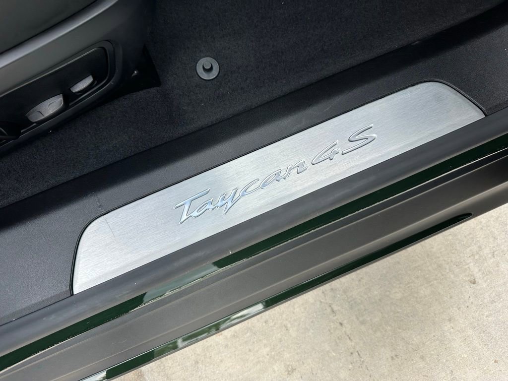 Used 2025 Porsche Taycan 4S image 22