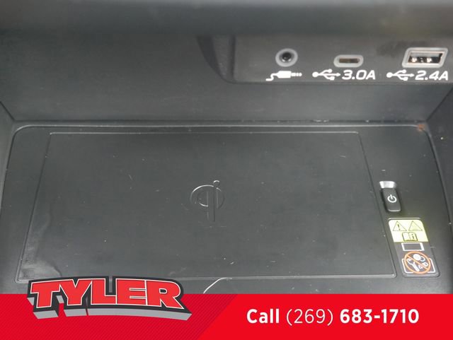 Used 2025 Subaru Forester Touring image 35