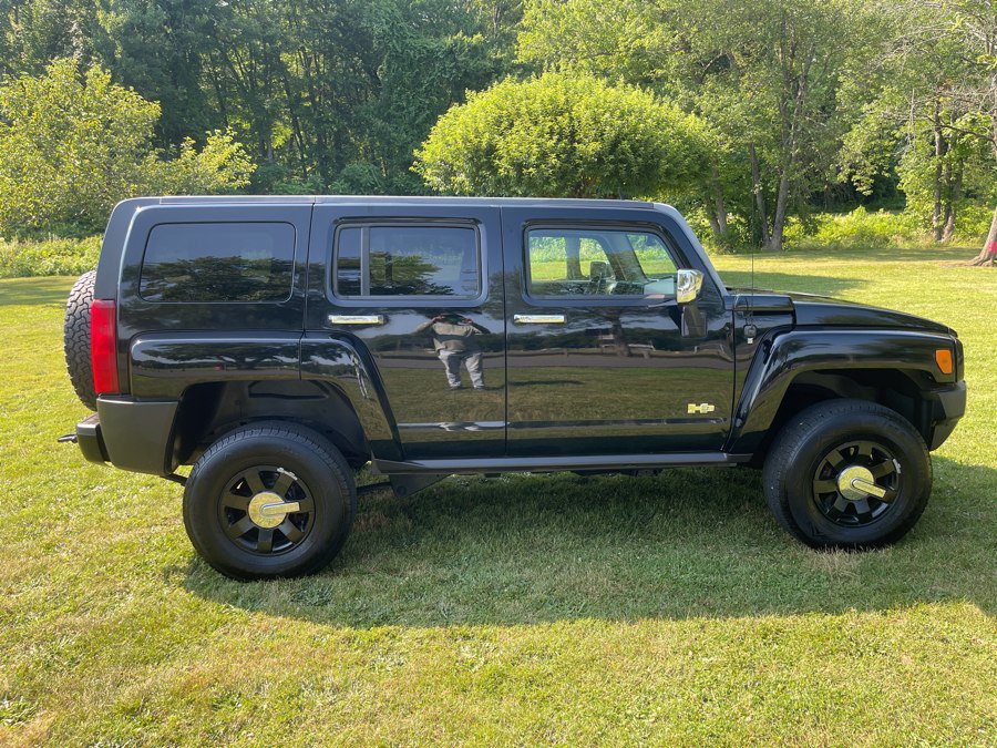 Used 2008 HUMMER H3 w/ Chrome Appearance Package AWD/4WD image 20