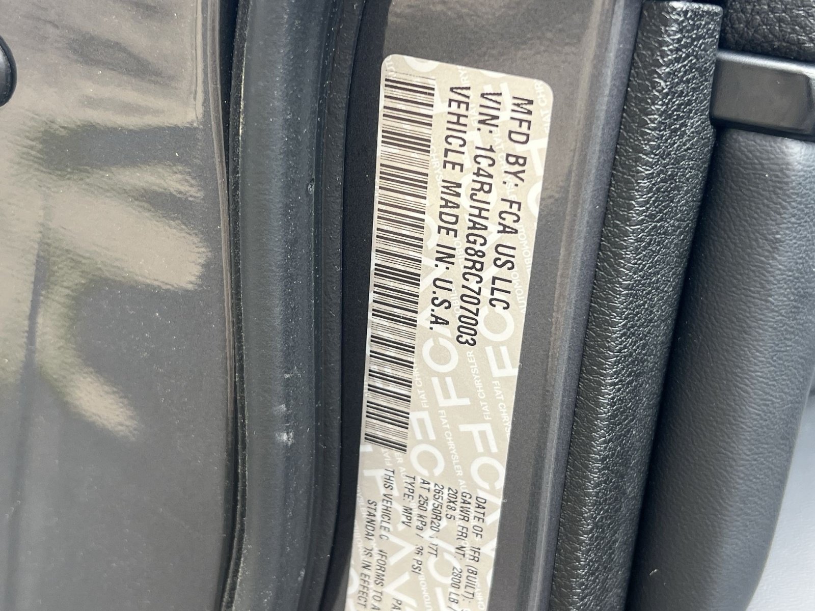 Used 2024 Jeep Grand Cherokee Altitude AWD/4WD image 28