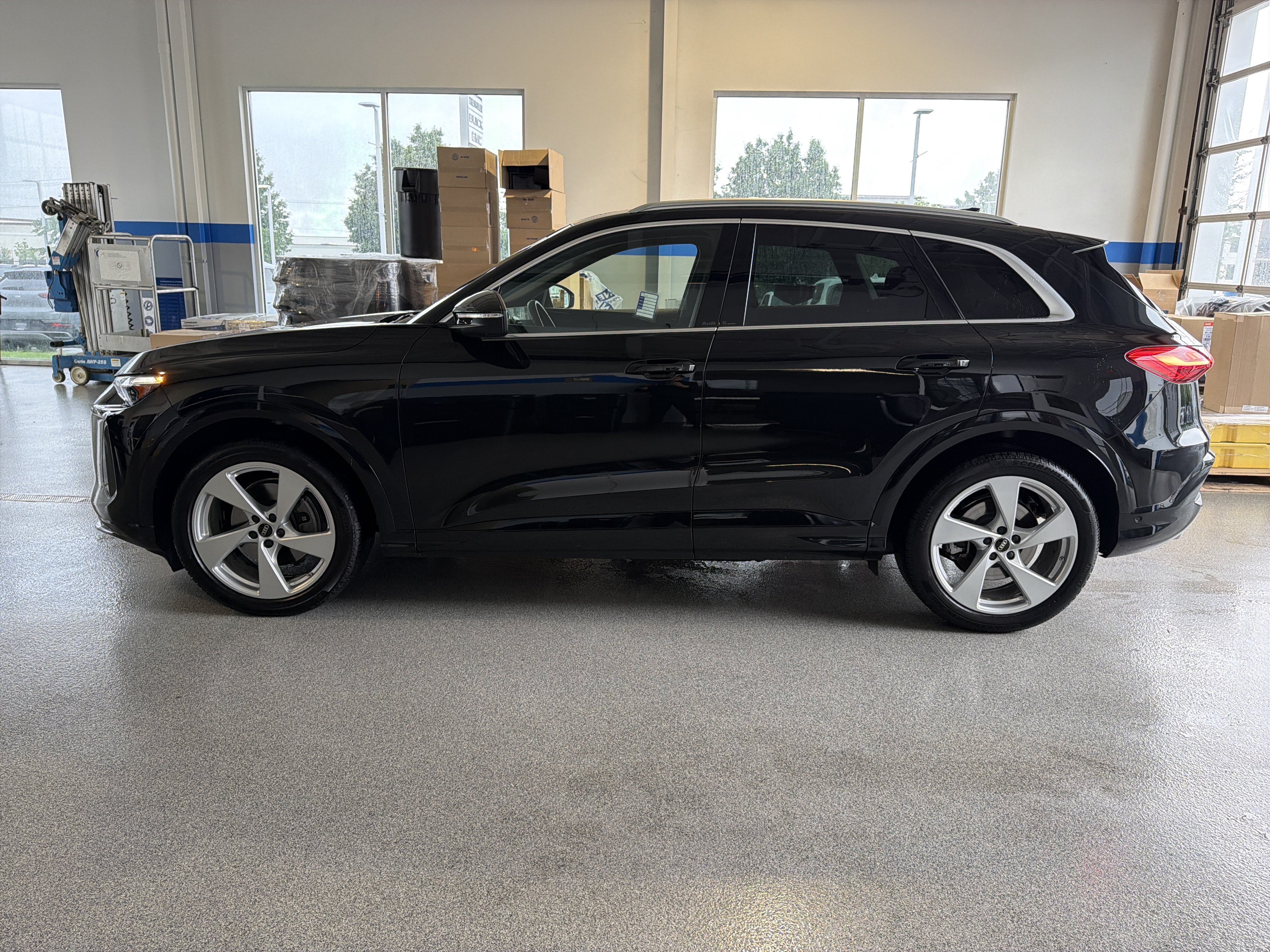 Used 2025 Audi Q5 Prestige AWD/4WD image 7