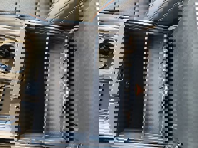 New 2026 Ford F350 Lariat image 30