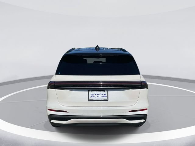Used 2025 Lincoln Nautilus Black Label w/ Jet Appearance Package AWD/4WD image 5
