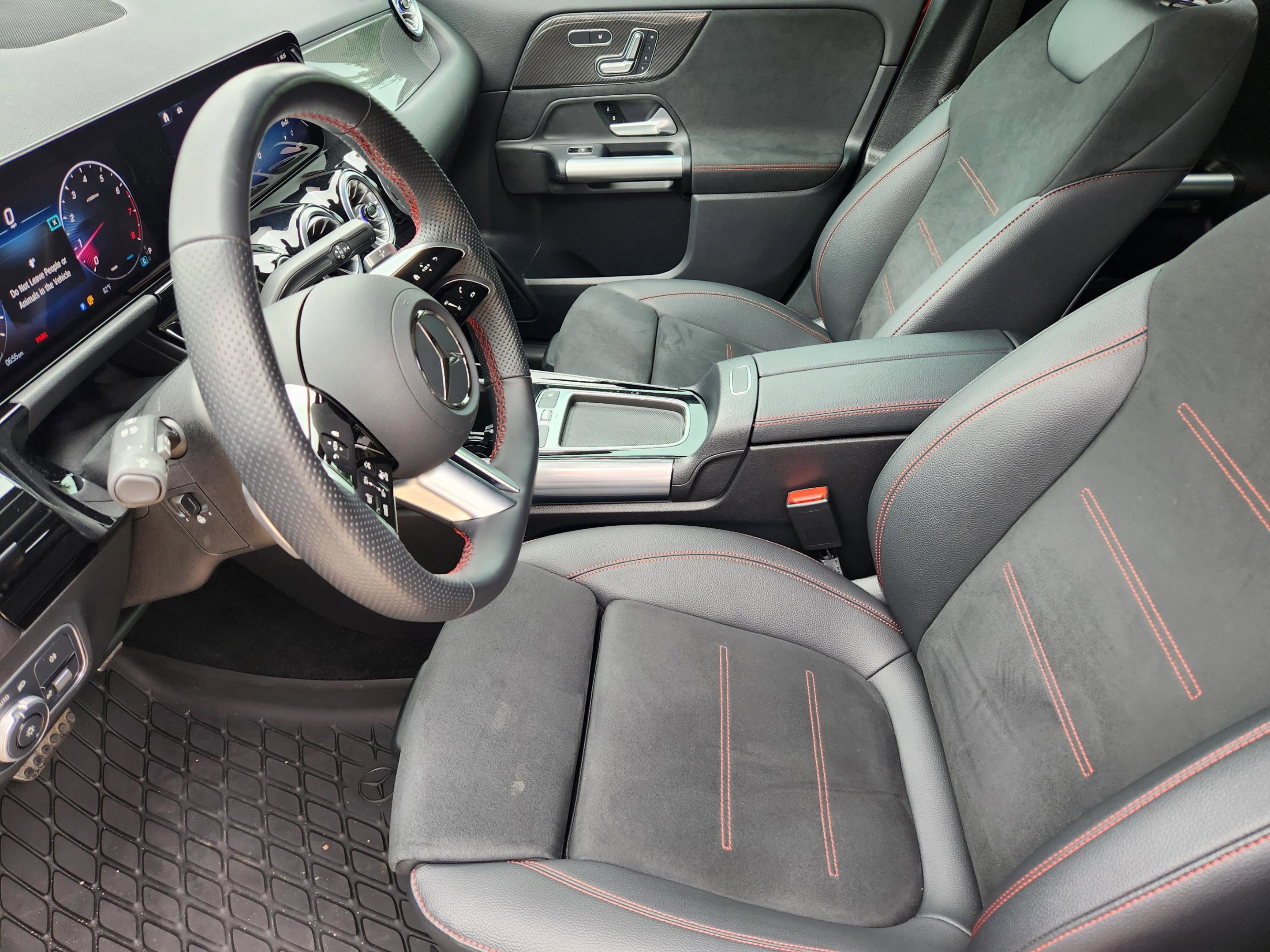 Certified 2025 Mercedes-Benz GLA 250 image 6