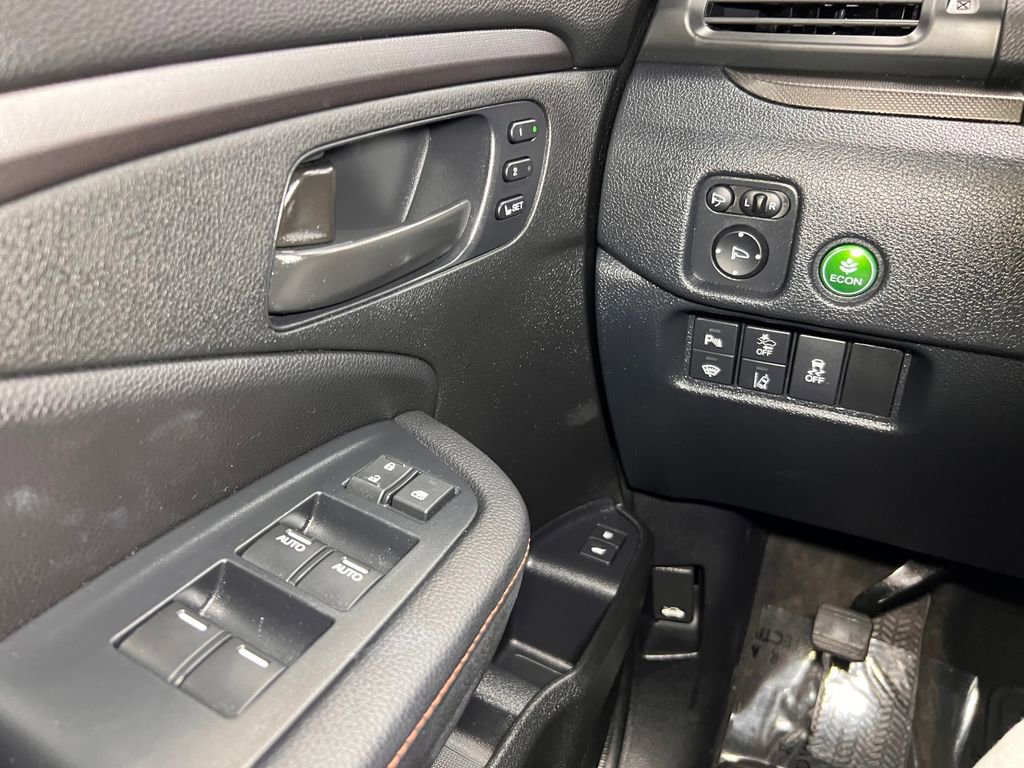 Used 2023 Honda Passport TrailSport image 14
