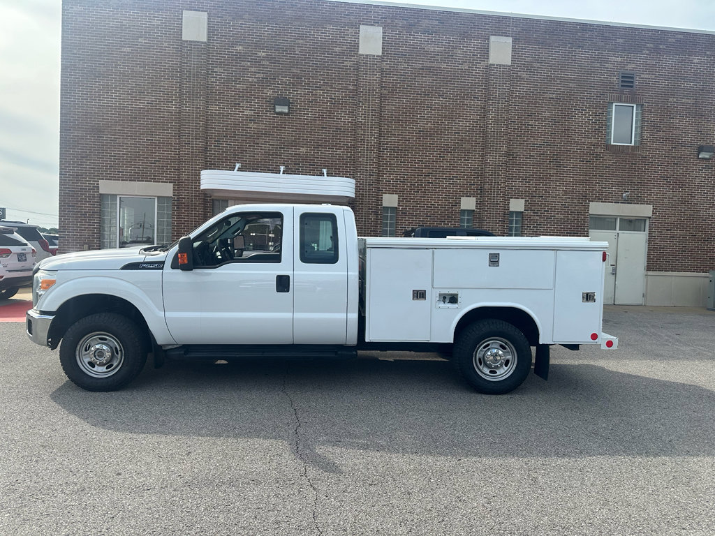 Used 2015 Ford F250 XL w/ Power Equipment Group AWD/4WD image 4