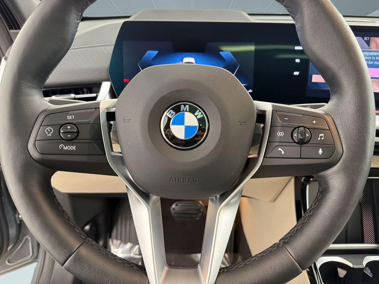 Used 2025 BMW X2 xDrive28i w/ Premium Package AWD/4WD image 17