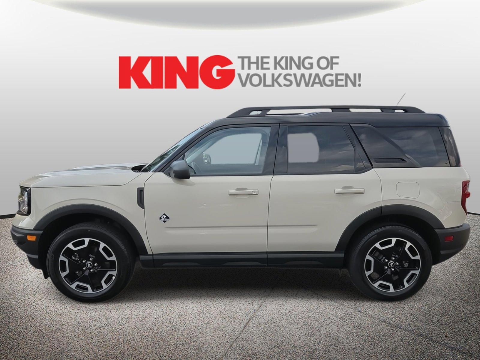 Used 2024 Ford Bronco Sport Outer Banks w/ Tech Package image 4