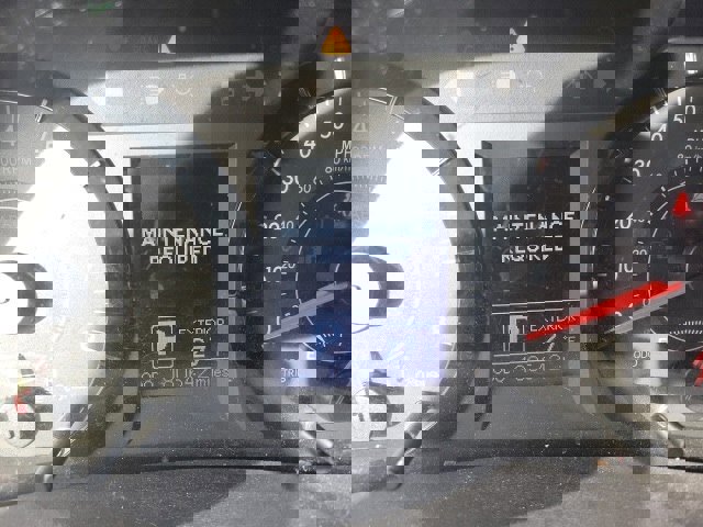 Used 2015 Toyota Sienna LE image 10