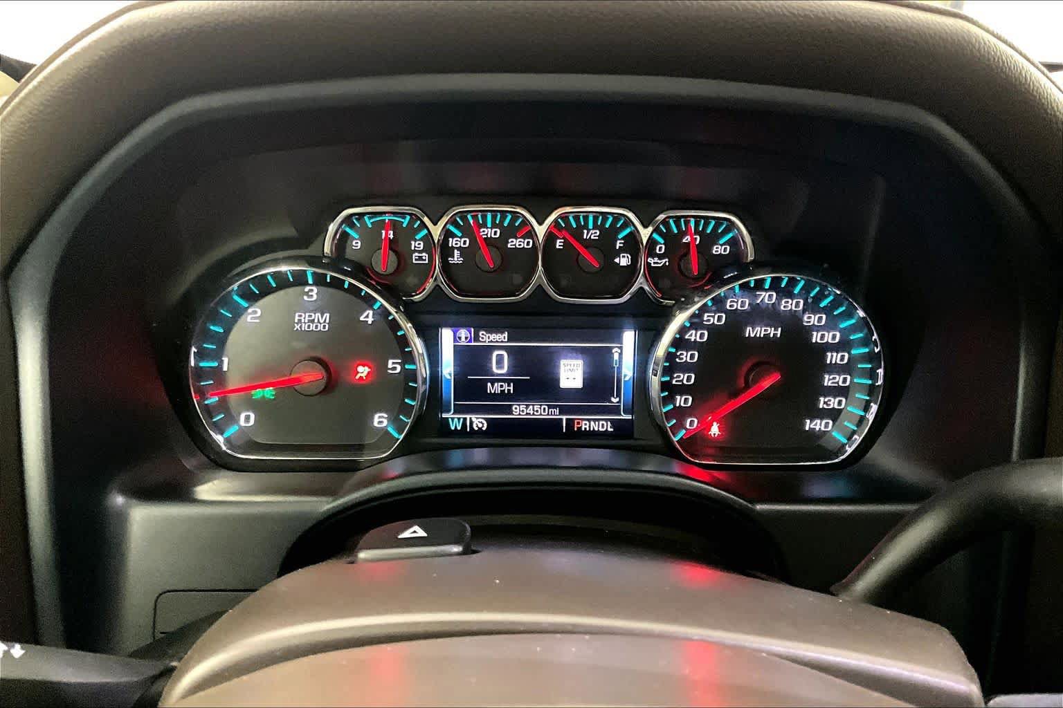 Used 2018 GMC Sierra 1500 SLT w/ Enhanced Driver Alert Package RWD image 25