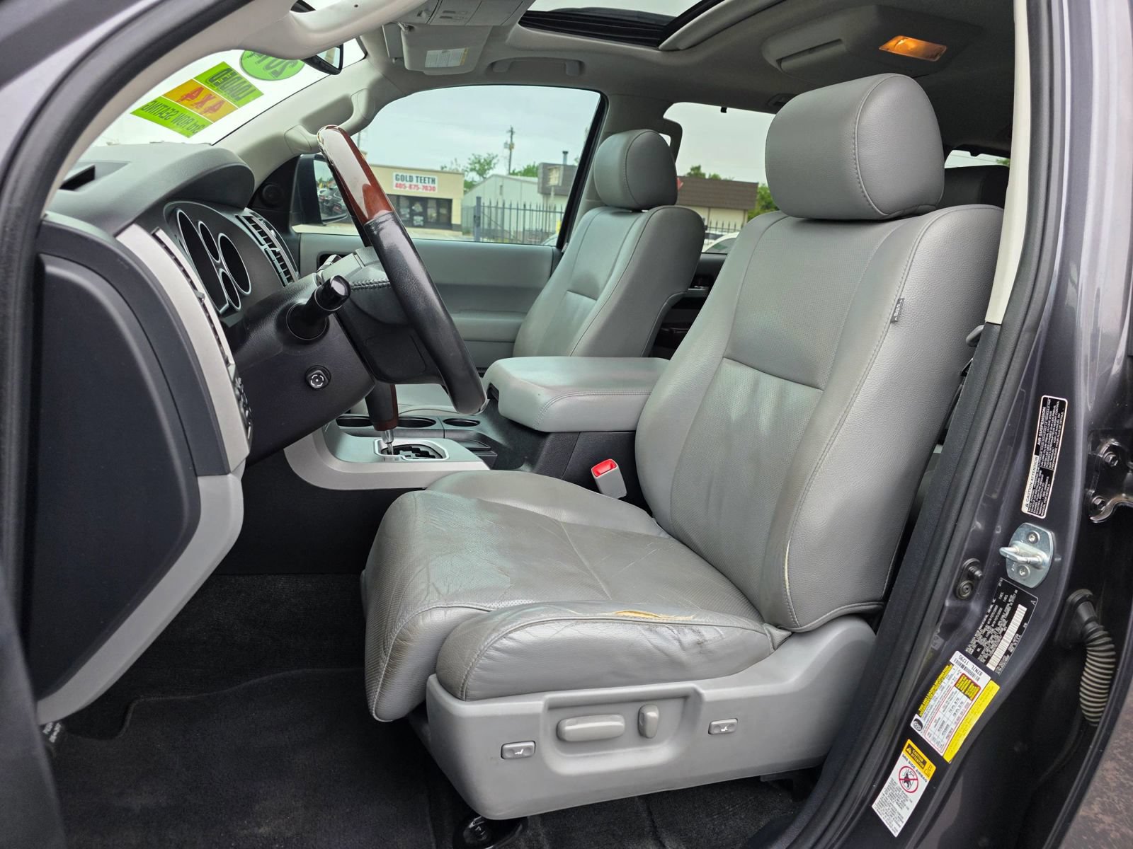 Used 2014 Toyota Sequoia Platinum AWD/4WD image 10