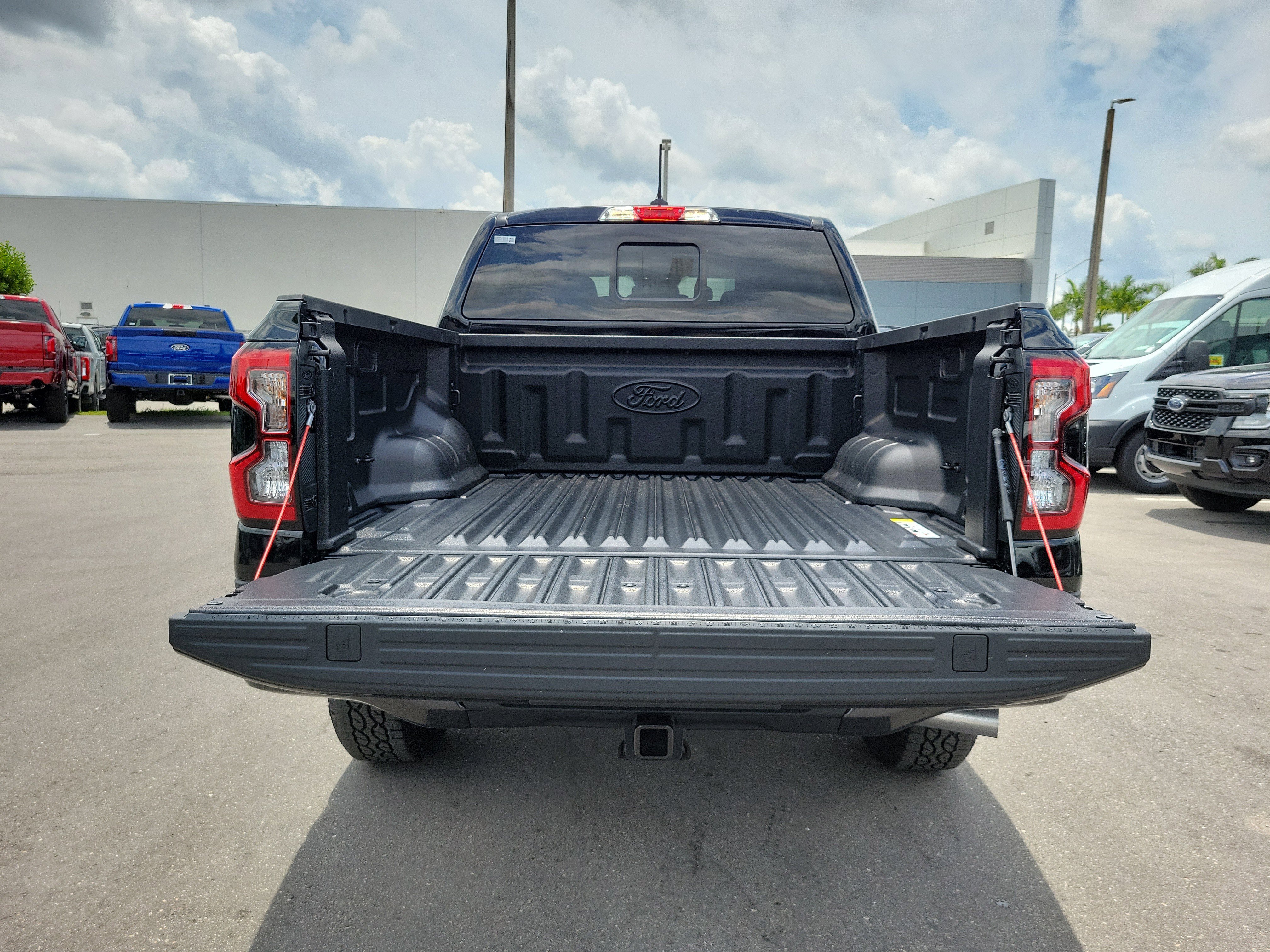 New 2026 Ford Ranger XLT w/ Convenience Package AWD/4WD image 9