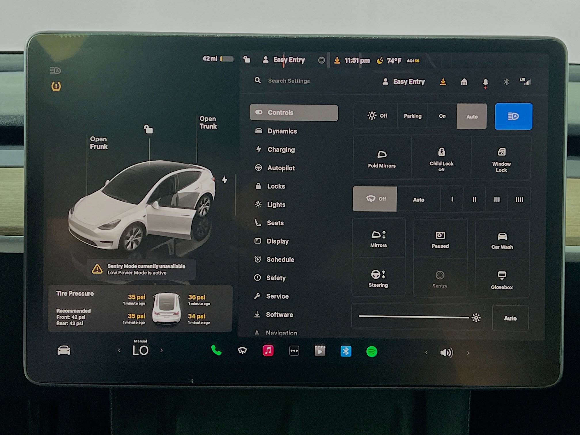 Used 2023 Tesla Model Y Long Range image 26