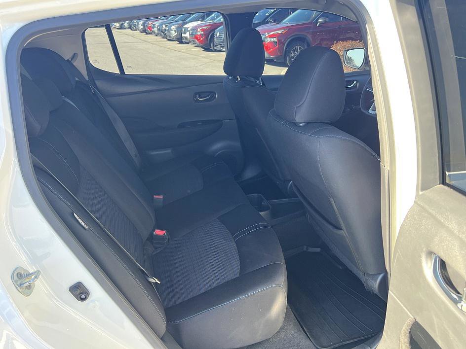Certified 2023 Nissan Leaf SV Plus image 21