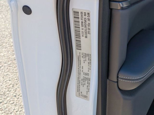 New 2025 Jeep Grand Cherokee Laredo RWD image 44