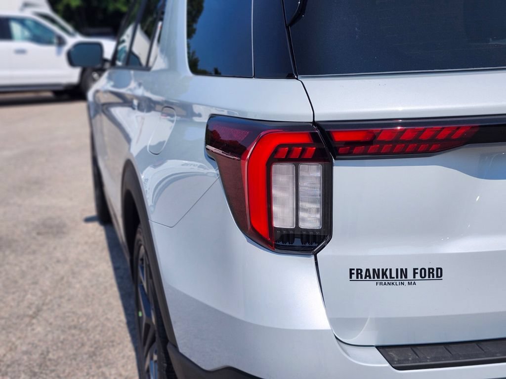 New 2026 Ford Explorer ST w/ Sun And Sound Package AWD/4WD image 9