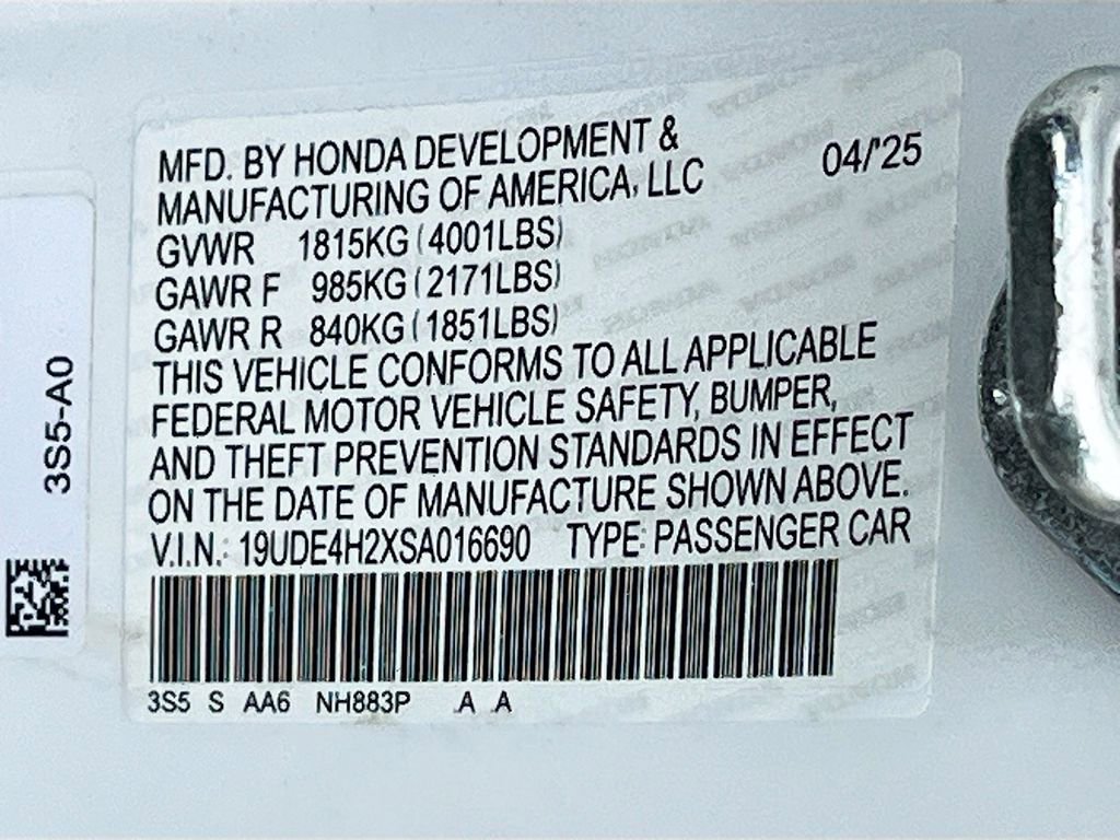Used 2025 Acura Integra FWD image 31